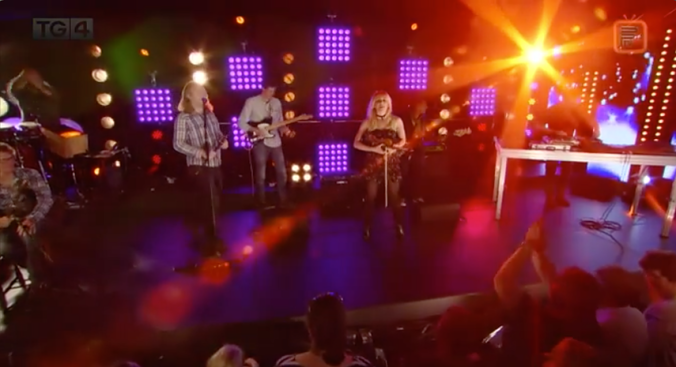 4f3805_e87d8b99cc764d7fa0fbe281a6b65af5